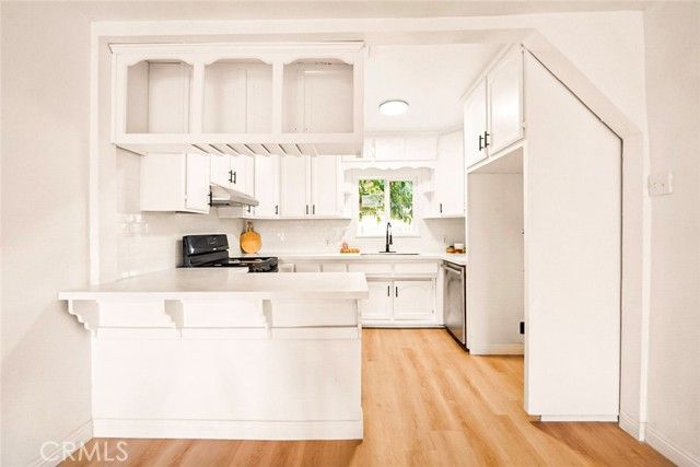 522 Price, Bakersfield, CA 93307