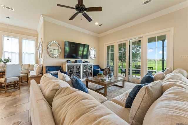 2340 St Andrews Ave, Zachary, LA 70791