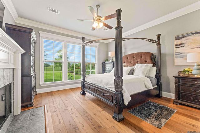 2340 St Andrews Ave, Zachary, LA 70791