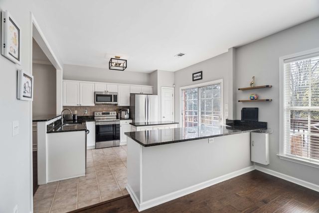 421 Old Towne Dr, Brentwood, TN 37027