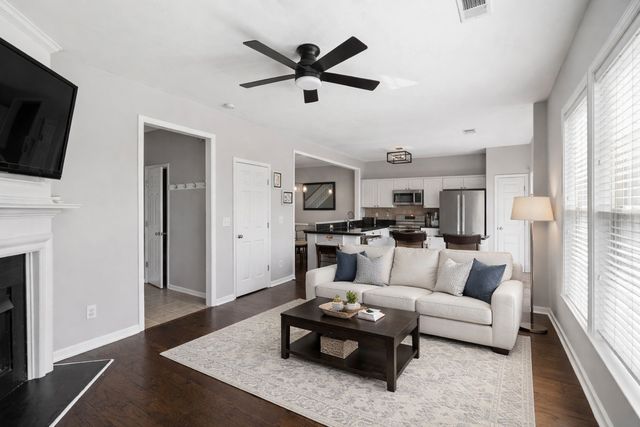 421 Old Towne Dr, Brentwood, TN 37027