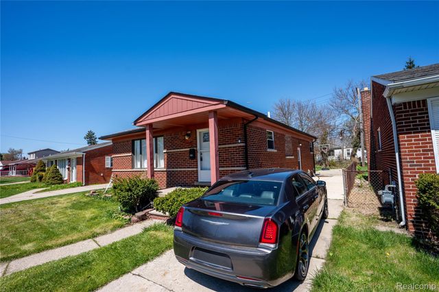 24628 Currier Street, Dearborn Heights, MI 48125