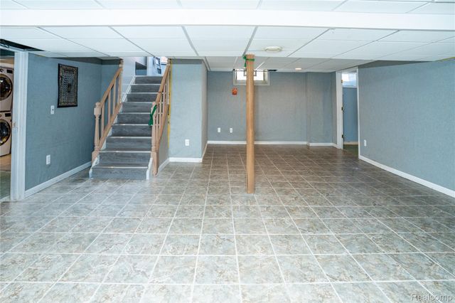 24628 Currier Street, Dearborn Heights, MI 48125