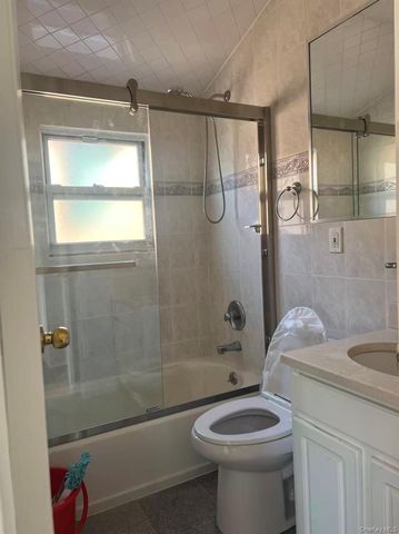 64-48 Cloverdale Boulevard 2nd Fl, Bayside, NY 11364