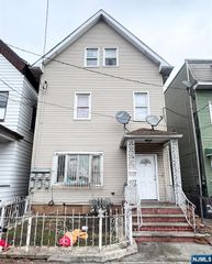 255 Franklin Street, Elizabeth, NJ 07206