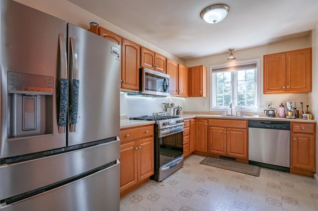 51 alice Drive, Concord, NH 03303