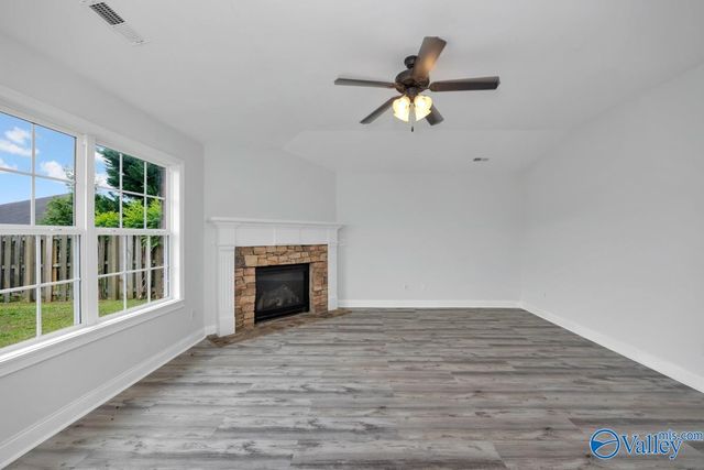 119 Somer Creek Lane, Huntsville, AL 35811