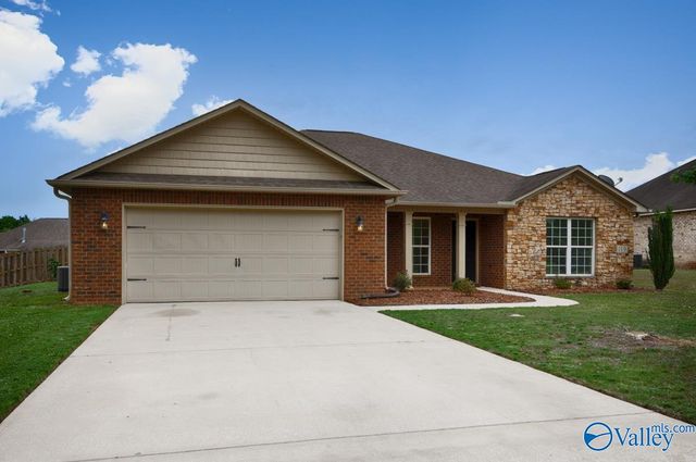 119 Somer Creek Lane, Huntsville, AL 35811