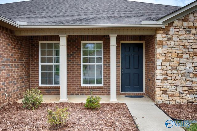 119 Somer Creek Lane, Huntsville, AL 35811