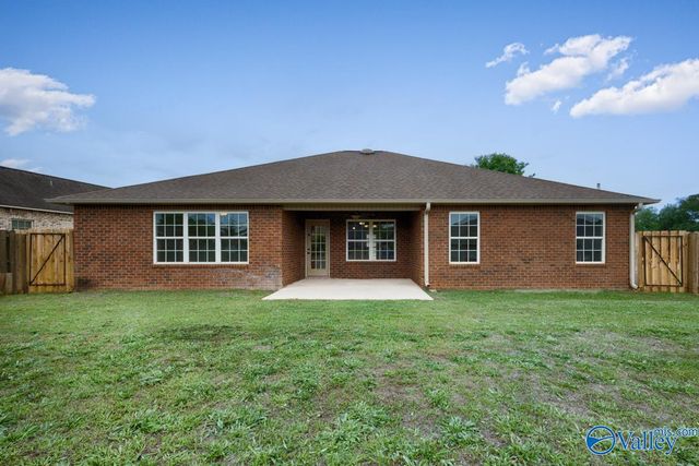 119 Somer Creek Lane, Huntsville, AL 35811