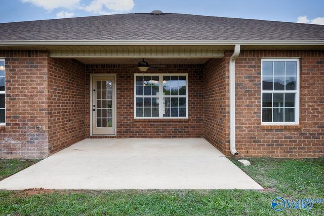 119 Somer Creek Lane, Huntsville, AL 35811