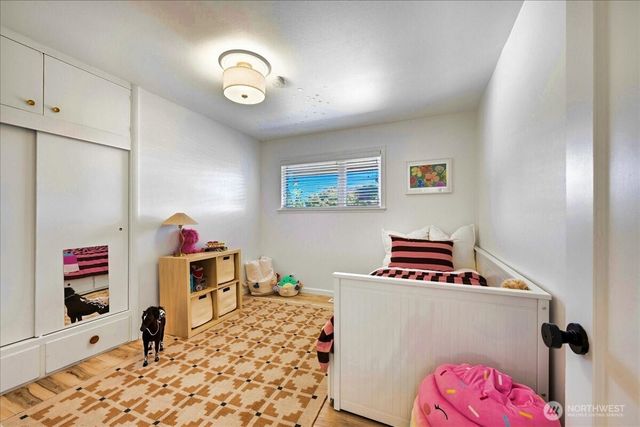 8629 36th Avenue SW, Seattle, WA 98126
