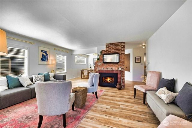 8629 36th Avenue SW, Seattle, WA 98126