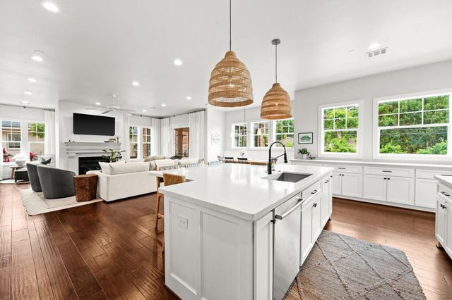 5039 Wigton Drive, Houston, TX 77096