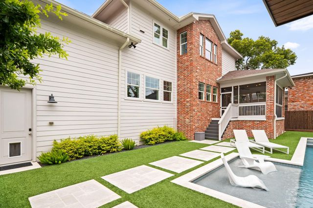 5039 Wigton Drive, Houston, TX 77096