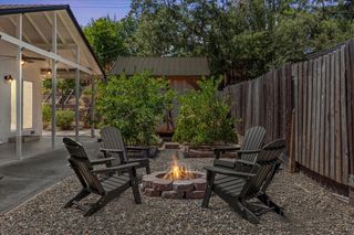 8175 Waikiki Dr, Fair Oaks, CA 95628
