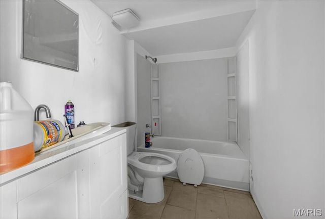 4 Cameo Court, Florissant, MO 63033