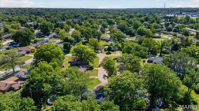 4 Cameo Court, Florissant, MO 63033