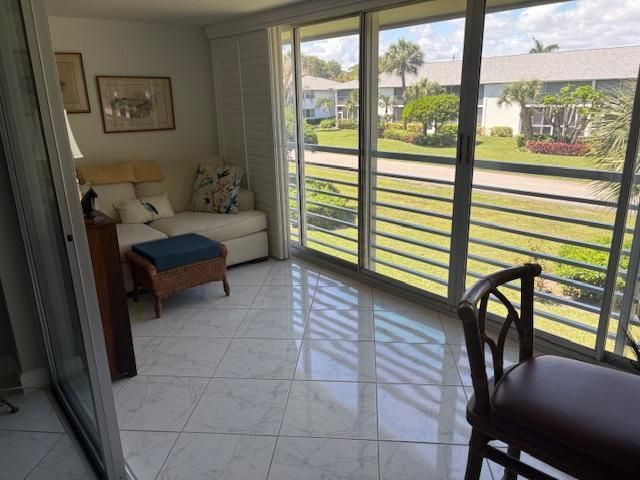 3 Garden Street 203k, Tequesta, FL 33469
