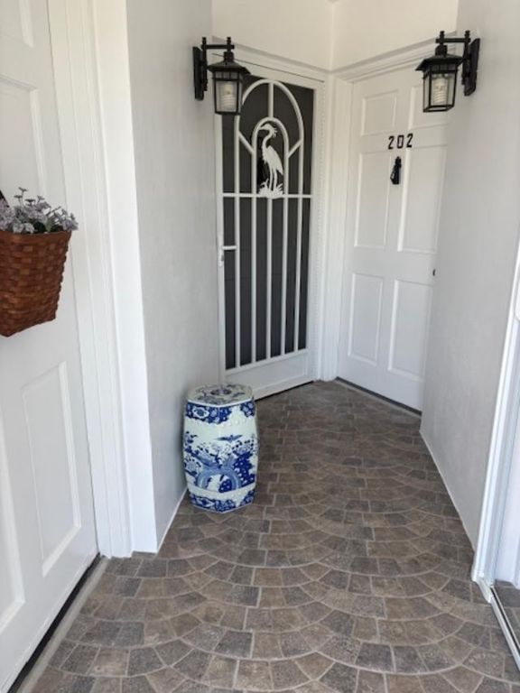 3 Garden Street 203k, Tequesta, FL 33469