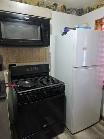 419 Jermyn Street, Ionia, MI 48846