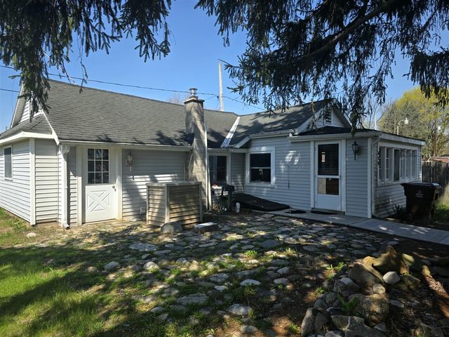 419 Jermyn Street, Ionia, MI 48846