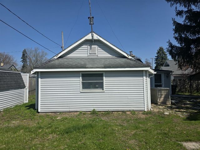 419 Jermyn Street, Ionia, MI 48846