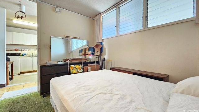 780 Amana Street 1604, Honolulu, HI 96814
