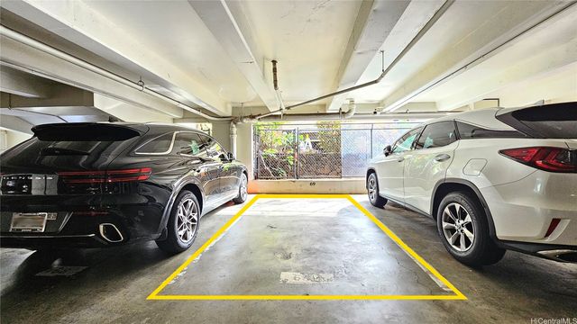 780 Amana Street 1604, Honolulu, HI 96814