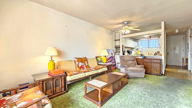 780 Amana Street 1604, Honolulu, HI 96814