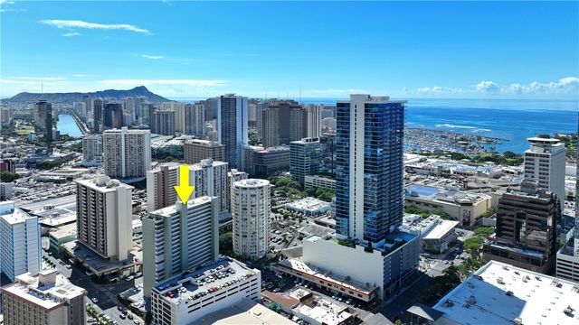 780 Amana Street 1604, Honolulu, HI 96814