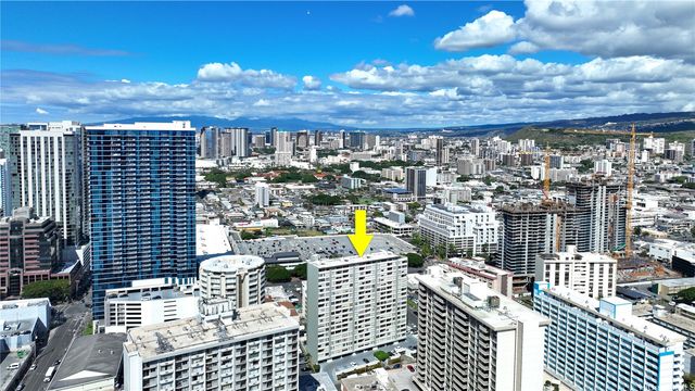 780 Amana Street 1604, Honolulu, HI 96814