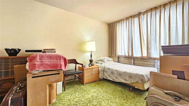 780 Amana Street 1604, Honolulu, HI 96814