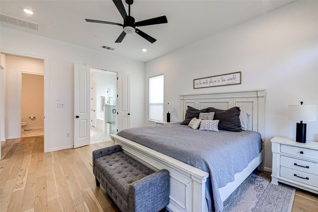 1976 Headwaters BLVD, Dripping Springs, TX 78620