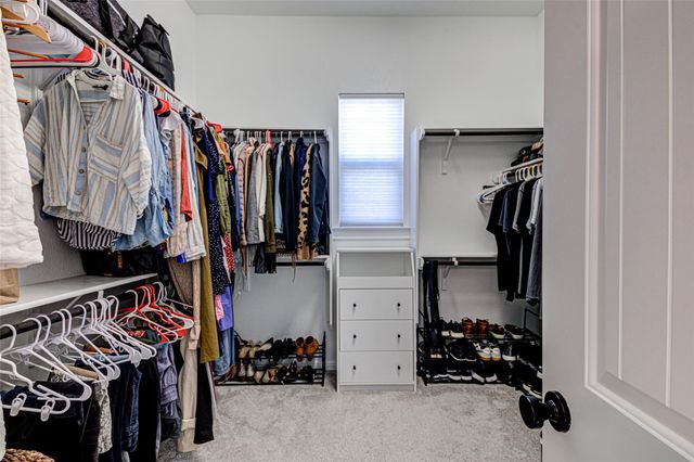 1976 Headwaters BLVD, Dripping Springs, TX 78620