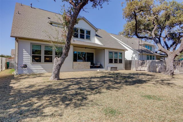 1976 Headwaters BLVD, Dripping Springs, TX 78620
