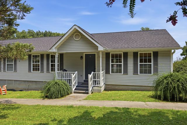 124 Summitt Street, Rossville, GA 30741