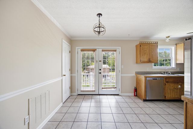 124 Summitt Street, Rossville, GA 30741