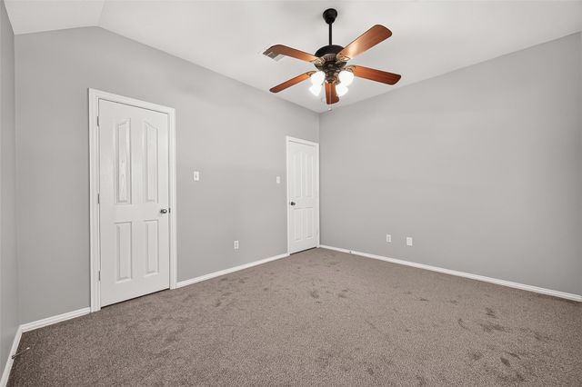 11915 Lois Lane, Pinehurst, TX 77362