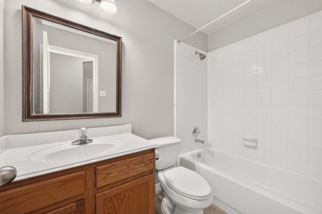 11915 Lois Lane, Pinehurst, TX 77362