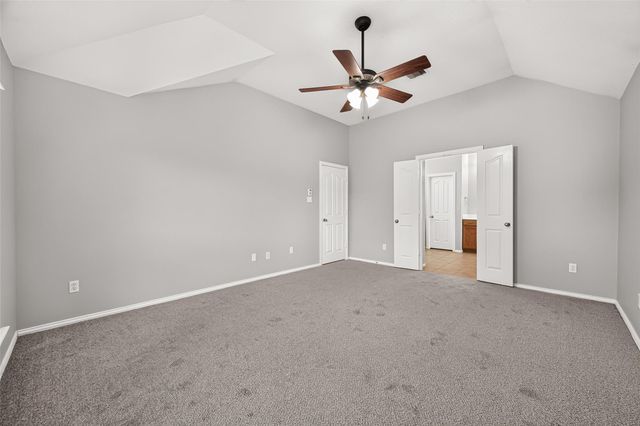 11915 Lois Lane, Pinehurst, TX 77362