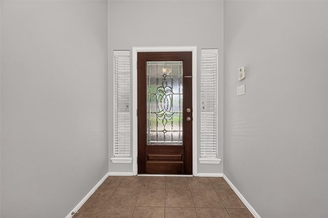 11915 Lois Lane, Pinehurst, TX 77362