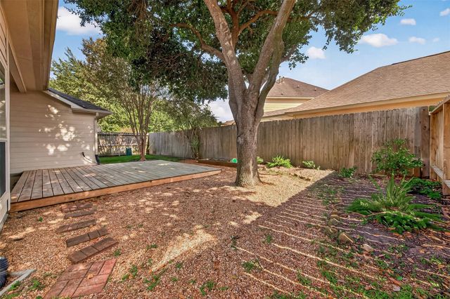11915 Lois Lane, Pinehurst, TX 77362