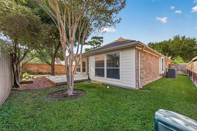 11915 Lois Lane, Pinehurst, TX 77362