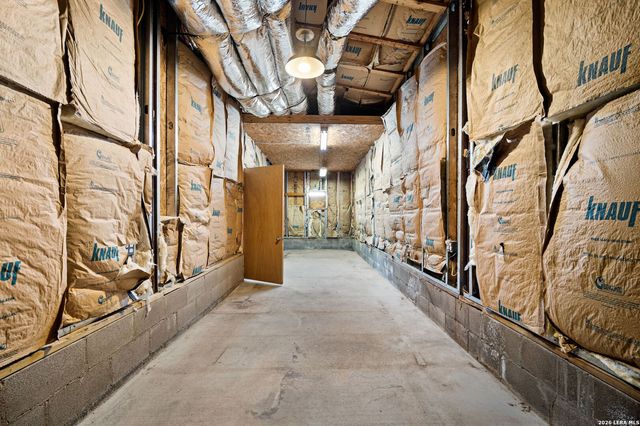 2421 Usener Rd, Fredericksburg, TX 78624