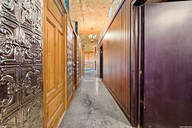 2421 Usener Rd, Fredericksburg, TX 78624