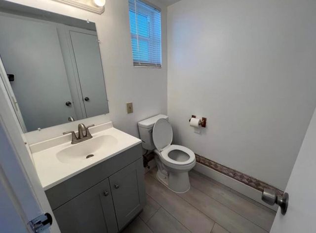 4500 N N Flagler Dr Drive C19, West Palm Beach, FL 33407