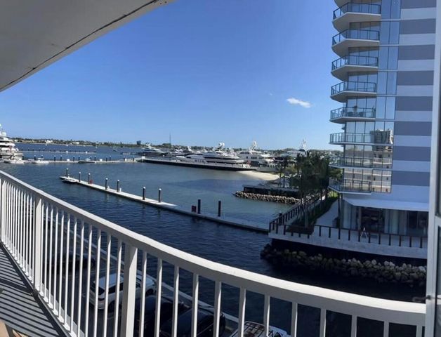 4500 N N Flagler Dr Drive C19, West Palm Beach, FL 33407