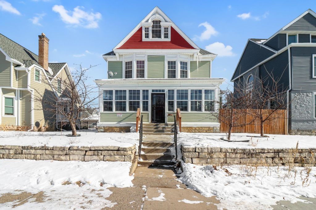 2637 Portland Avenue, Minneapolis, MN 55407