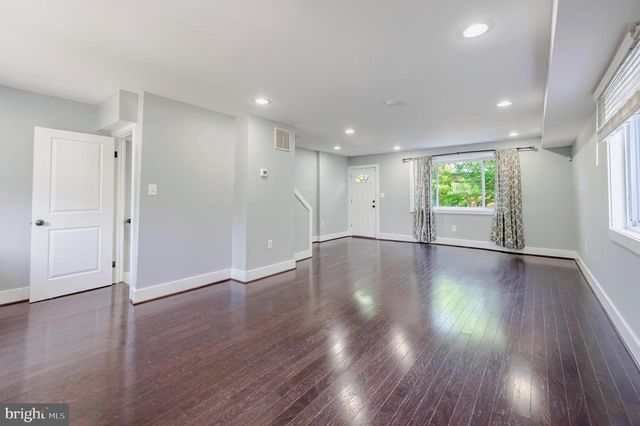 728 NEPTUNE AVE, Oxon Hill, MD 20745